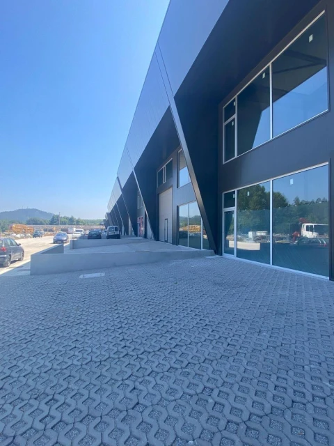 Negócio para Arrendamento em Cristelos, Boim e Ordem