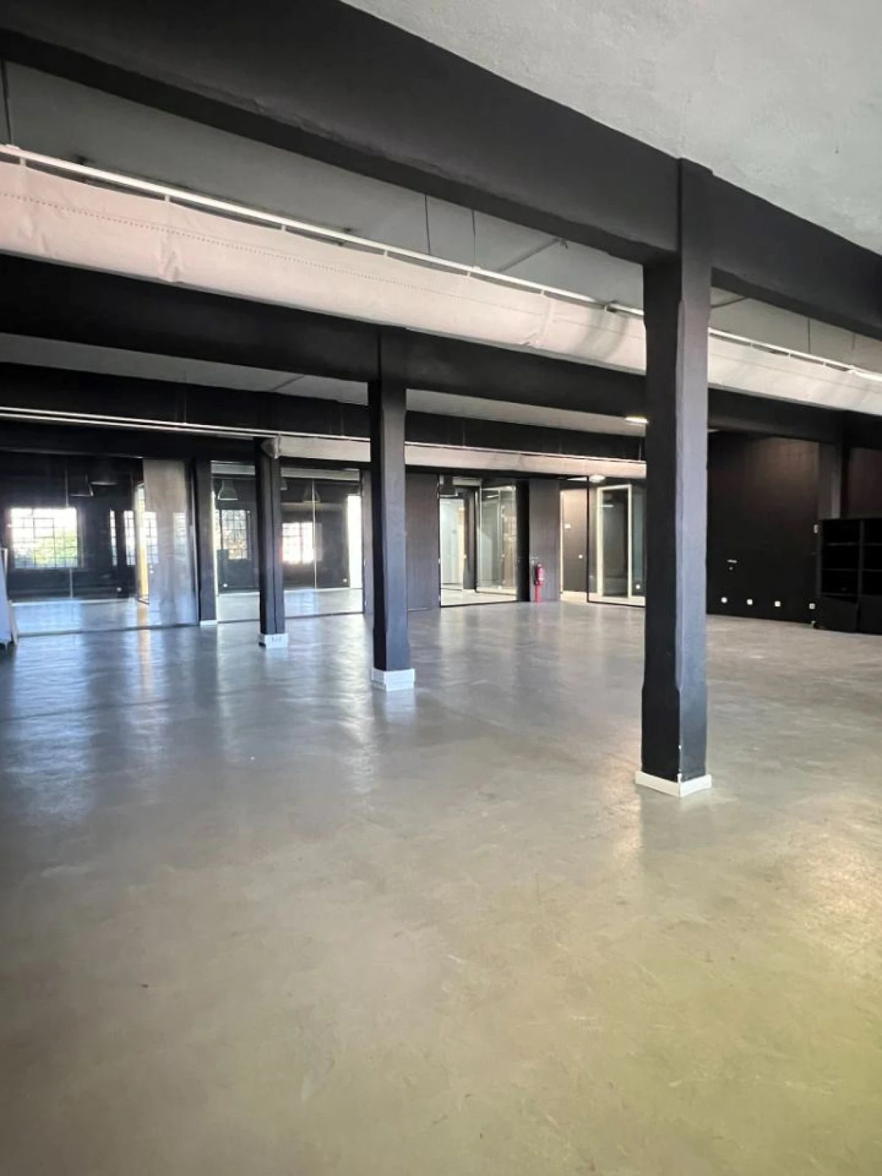 Armazém para Arrendamento em Paranhos Foto 5