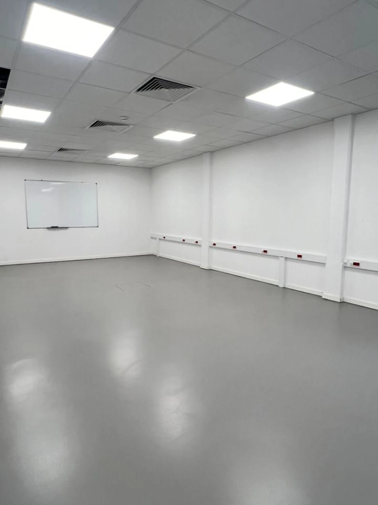 Armazém para Arrendamento em Paranhos Foto 6