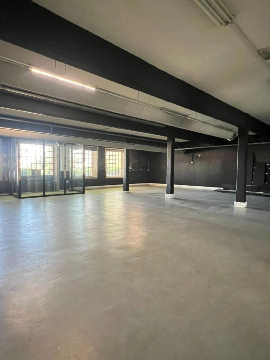 Armazém para Arrendamento em Paranhos Foto 4