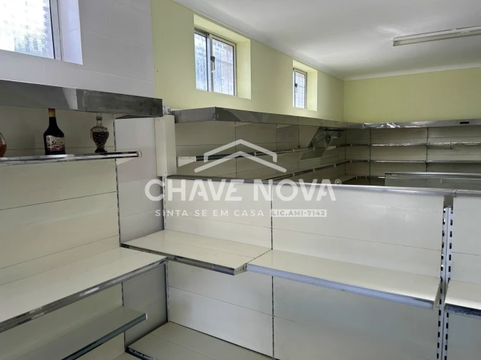 Loja para Arrendamento em Requeixo, Nossa Senhora de Fátima e Nariz Foto 21