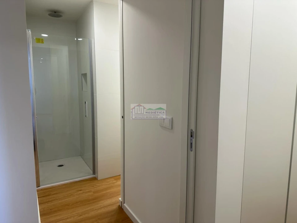 Apartamento T1 para Venda em Póvoa de Santo Adrião e Olival Basto Foto 15