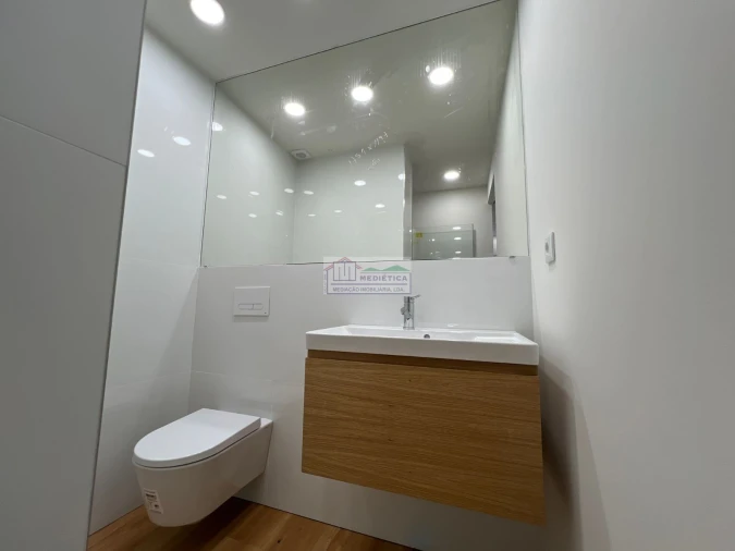 Apartamento T1 para Venda em Póvoa de Santo Adrião e Olival Basto Foto 16