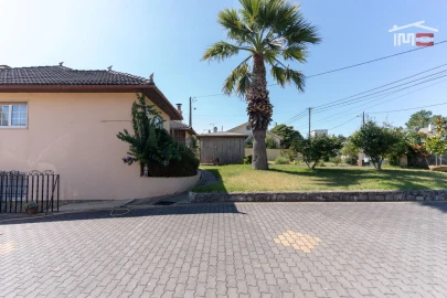 Moradia T3 para Venda em São Mamede