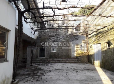 Moradia T4 para Venda em São Tomé de Negrelos