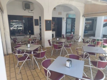 Negócio para Venda em Albufeira e Olhos de Água