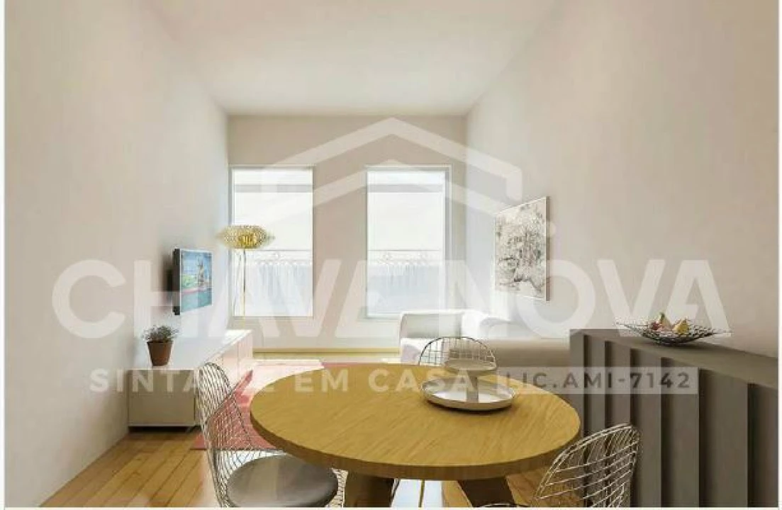 Apartamento T1 para Venda em Cedofeita, Santo Ildefonso, Sé, Miragaia, São Nicolau e Vitória Foto 1