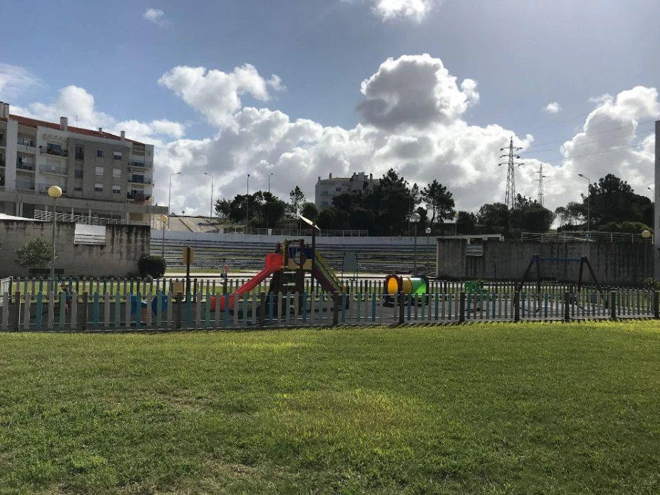 Terreno P/ Prédio para Venda em Tavarede Foto 5