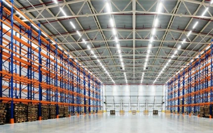 Armazém para Venda em Santa Maria da Feira, Travanca, Sanfins e Espargo