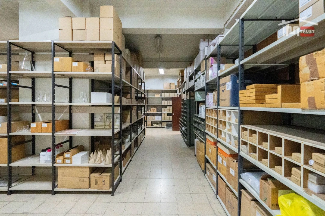 Escritório para Venda em Pontinha e Famões Foto 16