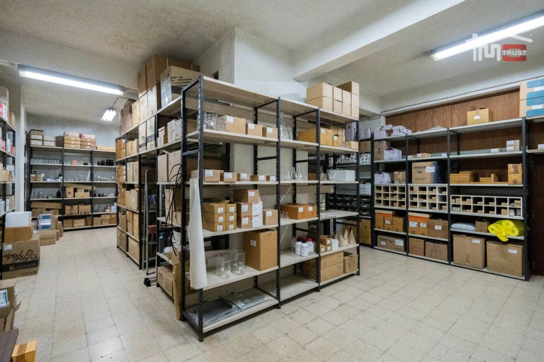 Escritório para Venda em Pontinha e Famões Foto 19