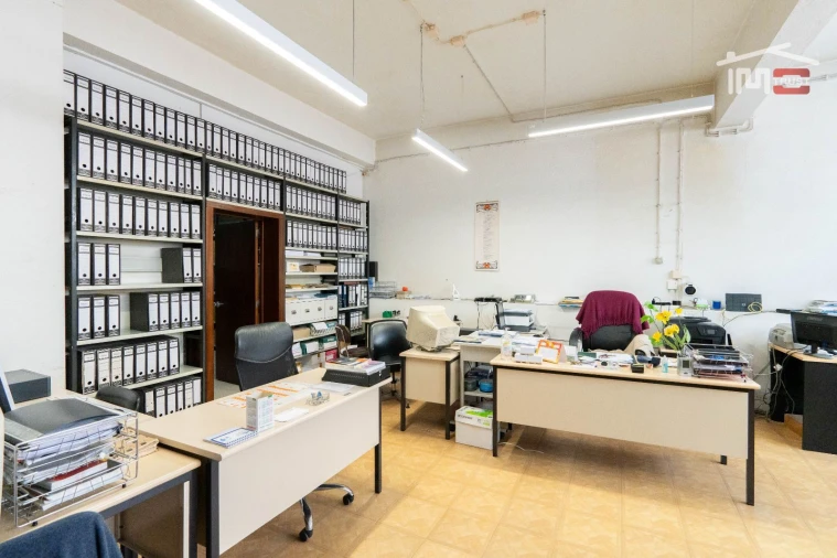 Escritório para Venda em Pontinha e Famões Foto 8