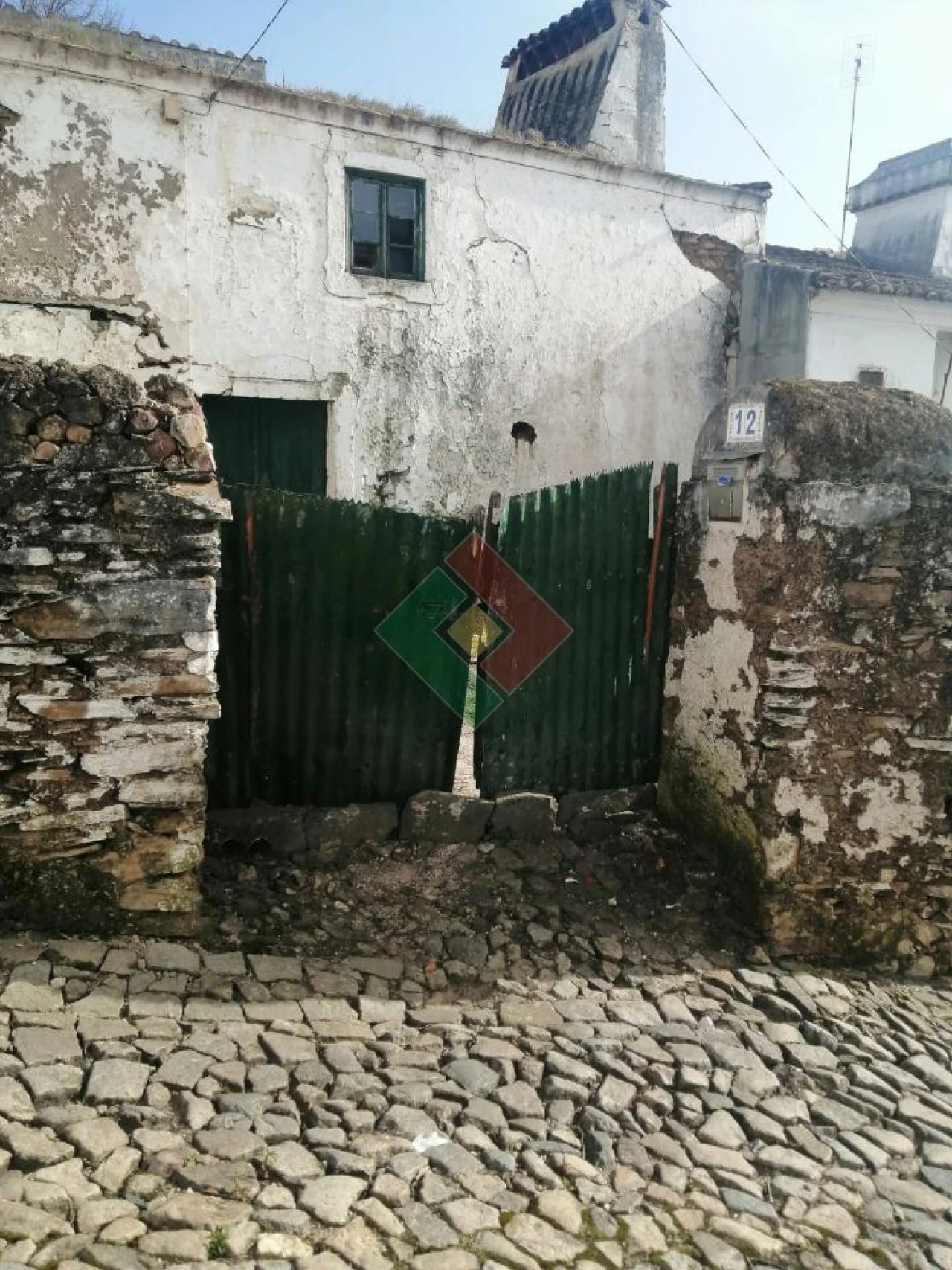 Moradia T0 para Venda em São Salvador da Aramenha Foto 2