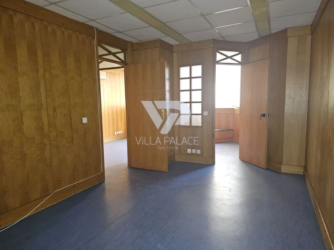 Escritório para Arrendamento em Areeiro Foto 18