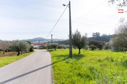 Terreno para Venda em Atouguia
