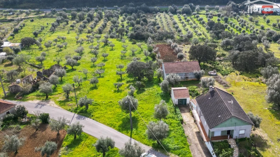 Terreno para Venda em Atouguia
