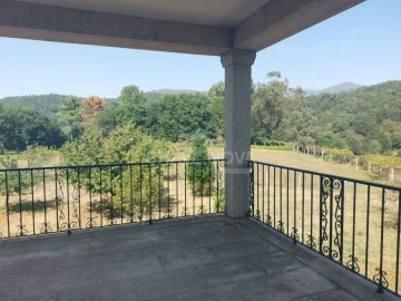 Quinta T3 para Venda em Grade e Carralcova