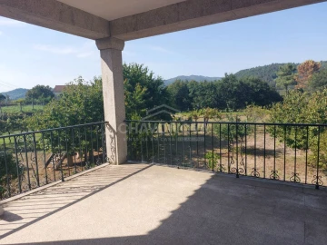 Quinta T3 para Venda em Grade e Carralcova