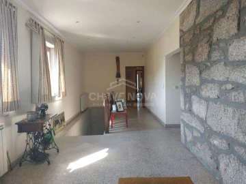 Quinta T3 para Venda em Grade e Carralcova