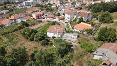 Terreno para Venda em Fânzeres e São Pedro da Cova