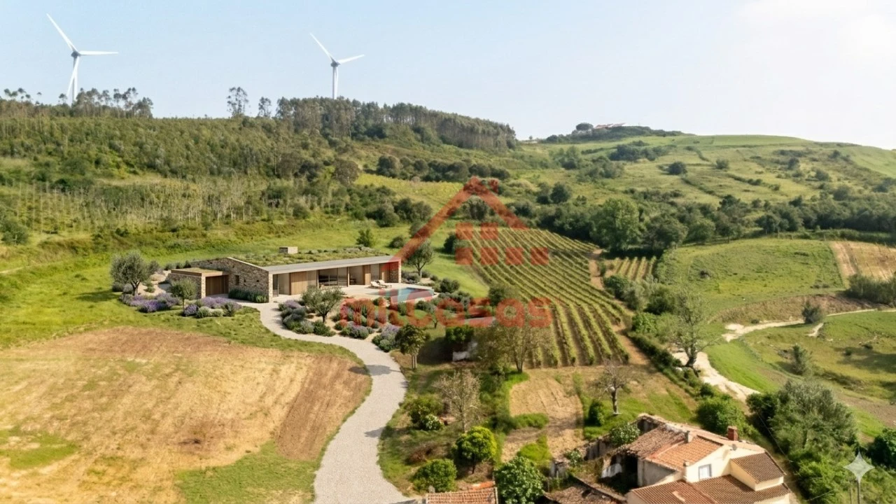 Terreno para Venda em Dois Portos e Runa Foto 1