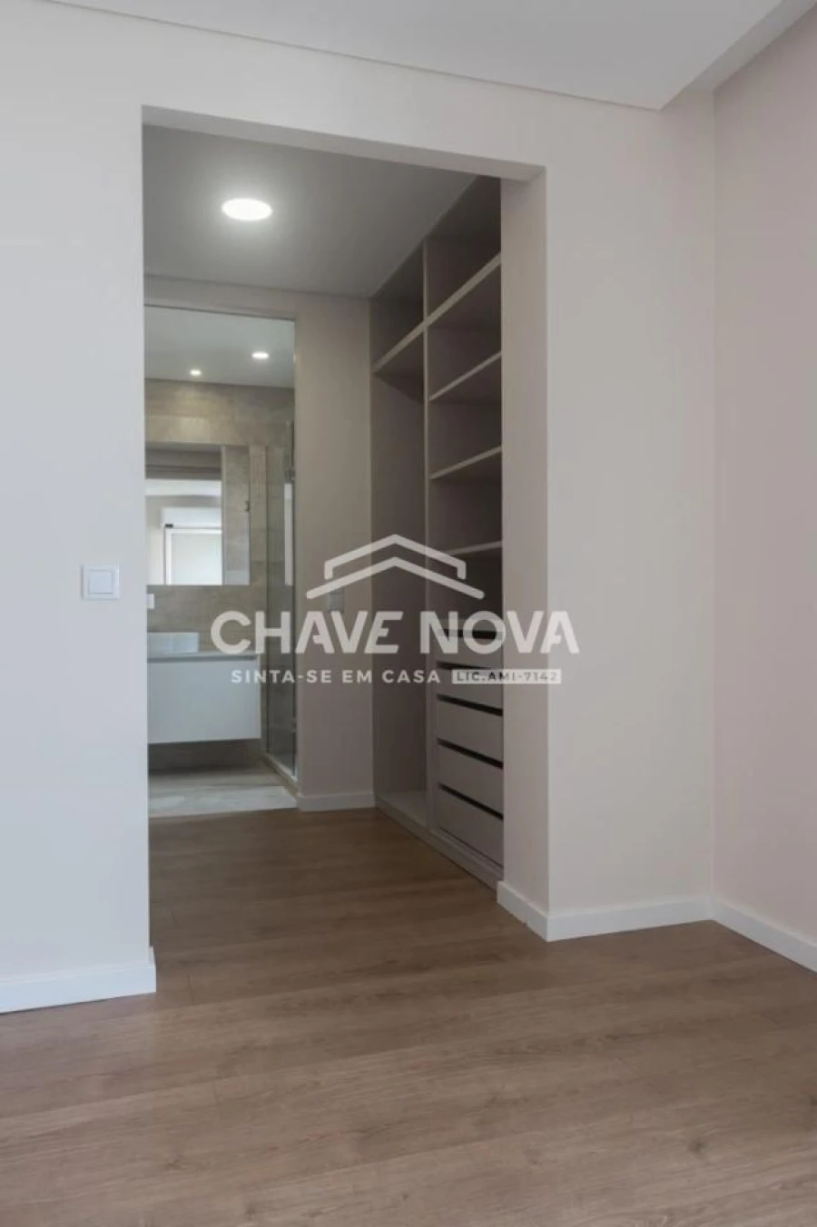 Apartamento T4 para Venda em União das Freguesias de Setúbal Foto 11