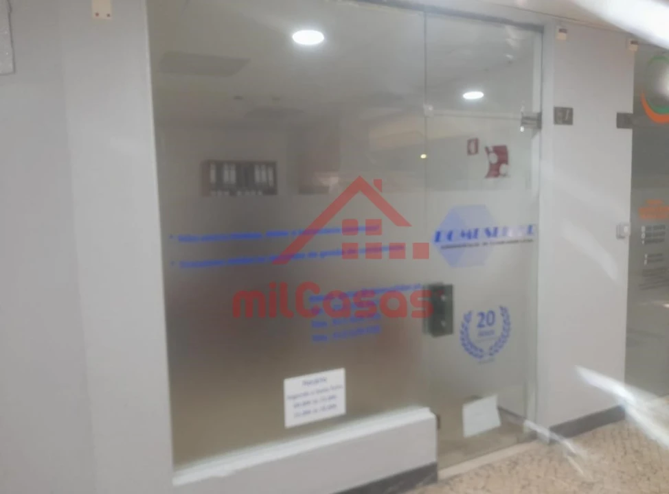 Loja para Arrendamento em Lumiar Foto 4