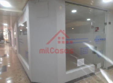 Loja para Arrendamento em Lumiar