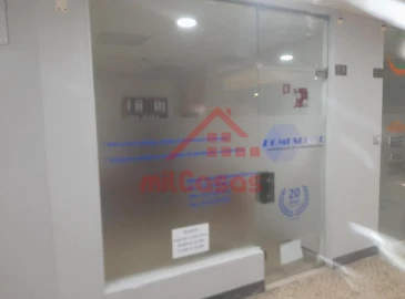 Loja para Arrendamento em Lumiar