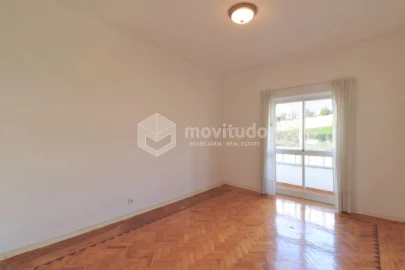 Apartamento T2 para Venda em Alhandra, São João dos Montes e Calhandriz