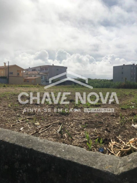 Terreno P/ Prédio para Venda em Arcozelo