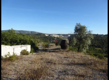 Terreno Misto para Venda em Fatima