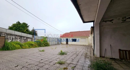 Moradia T3 para Venda em Tagilde e Vizela (São Paio)
