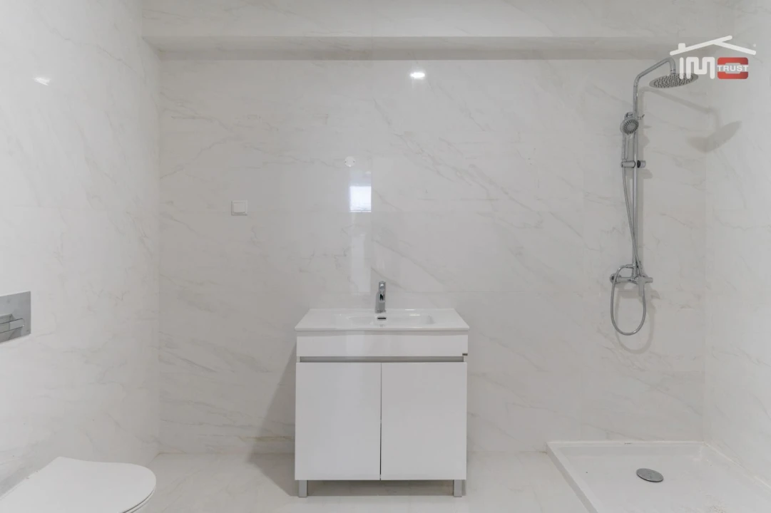 Apartamento T3 para Venda em Nossa Senhora da Piedade Foto 3