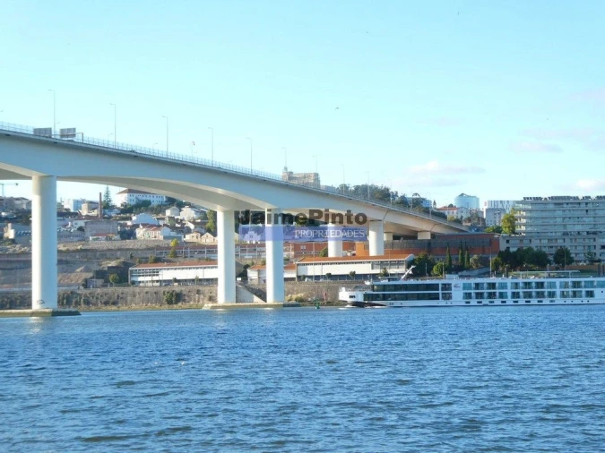 Apartamento T2 para Venda em Campanhã Foto 6
