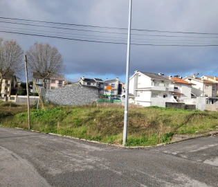Terreno para Venda em Fânzeres e São Pedro da Cova