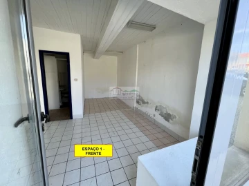 Loja para Arrendamento em Alfandega da Fe