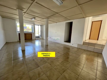 Loja para Arrendamento em Alfandega da Fe