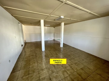 Loja para Arrendamento em Alfandega da Fe