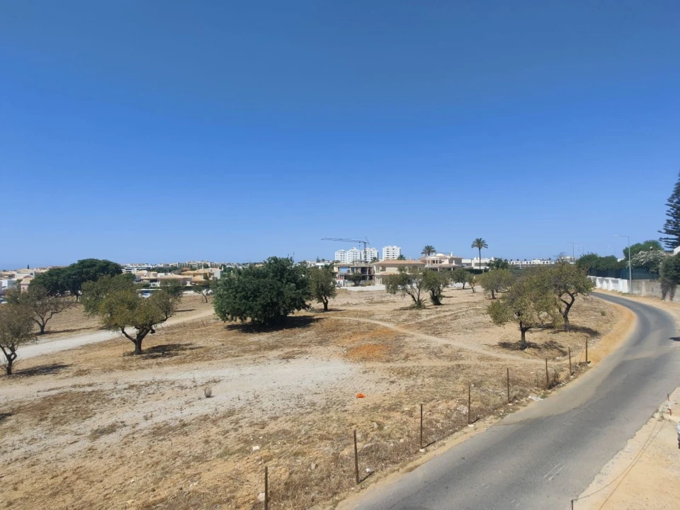 Armazém para Venda em Albufeira e Olhos de Água Foto 6