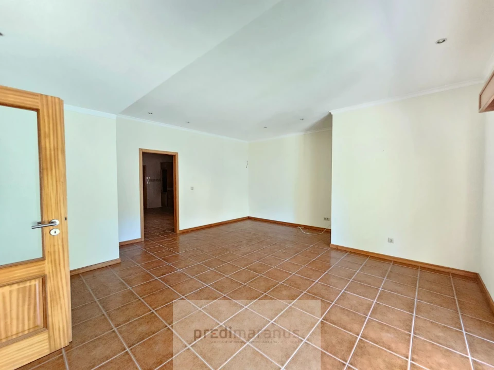 Moradia T6 para Venda em Travanca Foto 6