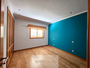 Moradia T6 para Venda em Travanca