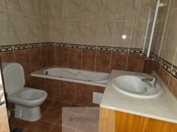 Moradia T6 para Venda em Travanca