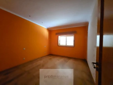 Moradia T6 para Venda em Travanca