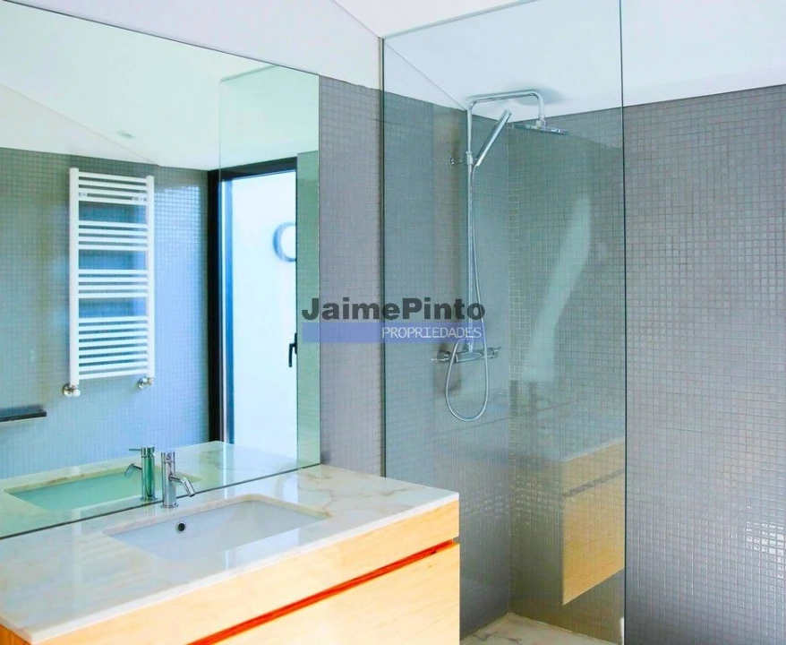 Apartamento T1 para Venda em Cedofeita, Santo Ildefonso, Sé, Miragaia, São Nicolau e Vitória Foto 4