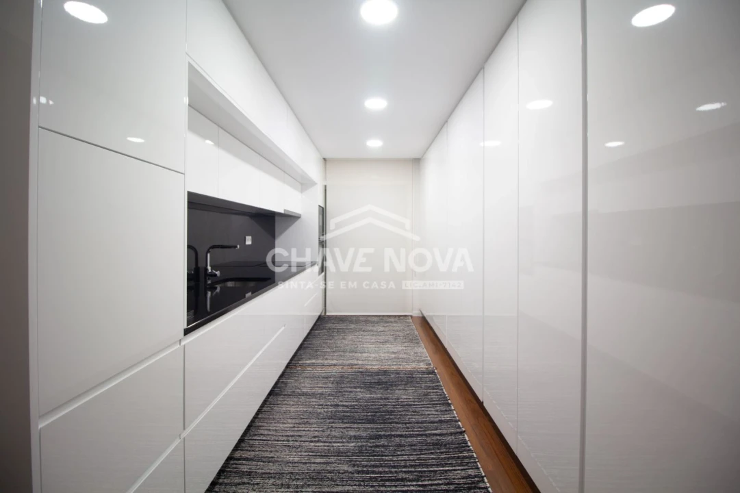 Apartamento T2 para Venda em Esmoriz Foto 1