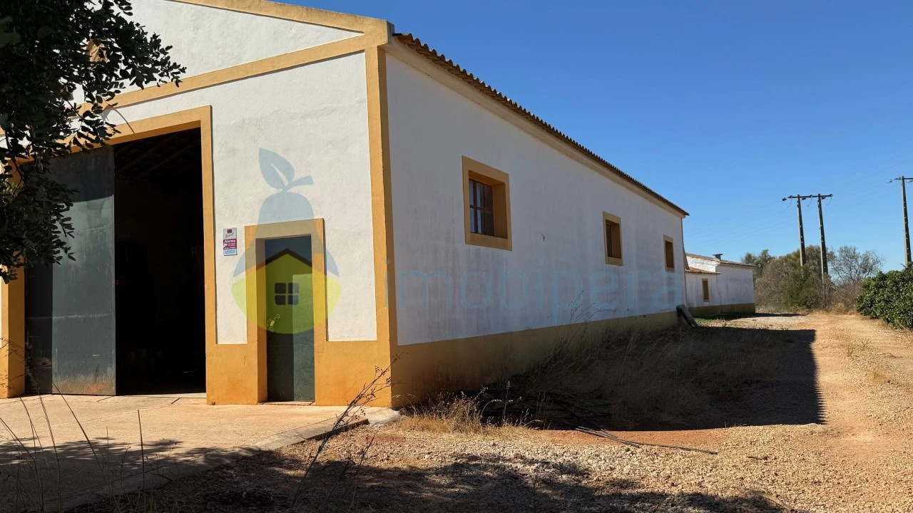 Quinta T2 para Venda em São Bartolomeu de Messines Foto 11