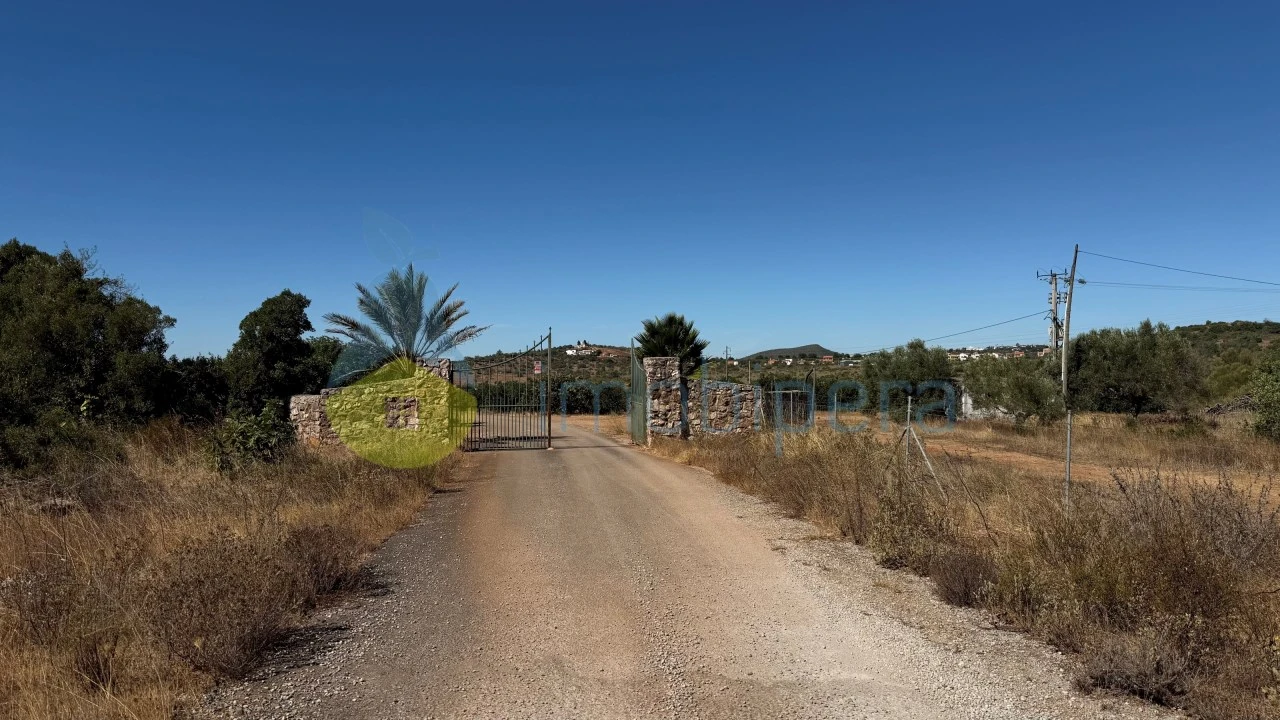 Quinta T2 para Venda em São Bartolomeu de Messines Foto 1