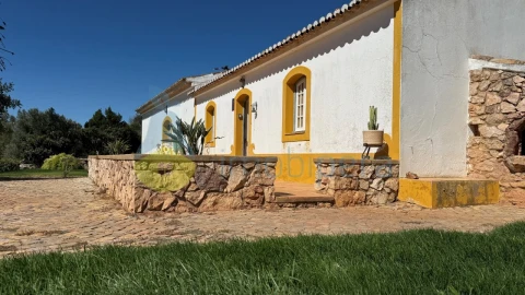 Quinta T2 para Venda em São Bartolomeu de Messines