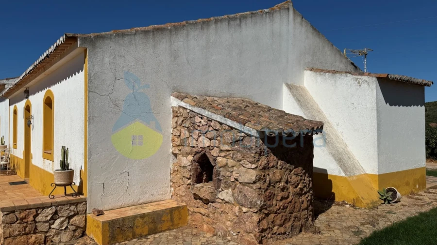 Quinta T2 para Venda em São Bartolomeu de Messines Foto 9